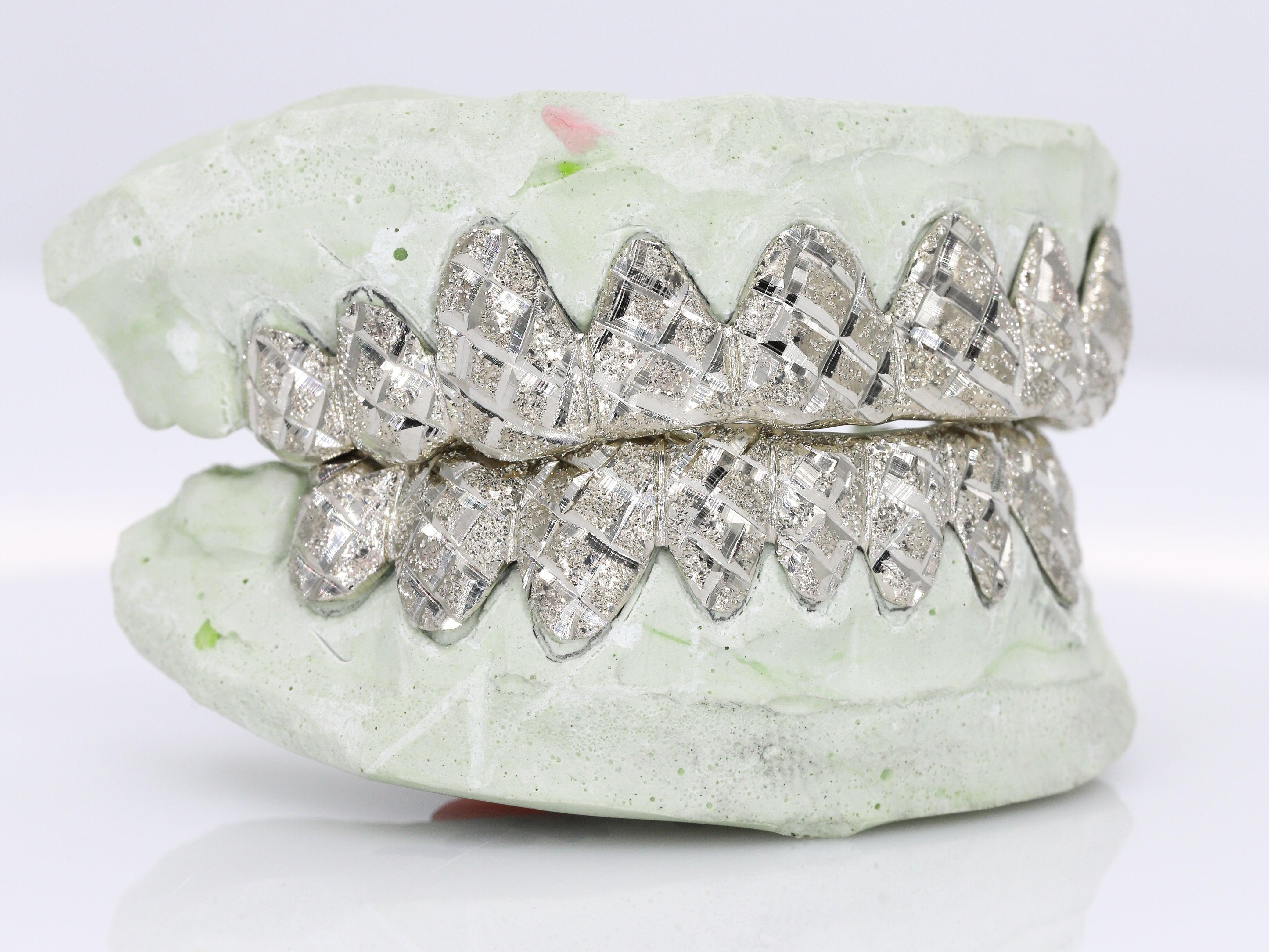 Yellow gold diamond hot sale dust grillz